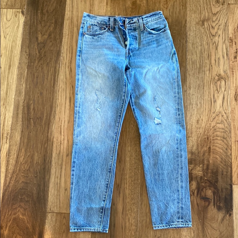 Levi’s distressed jeans